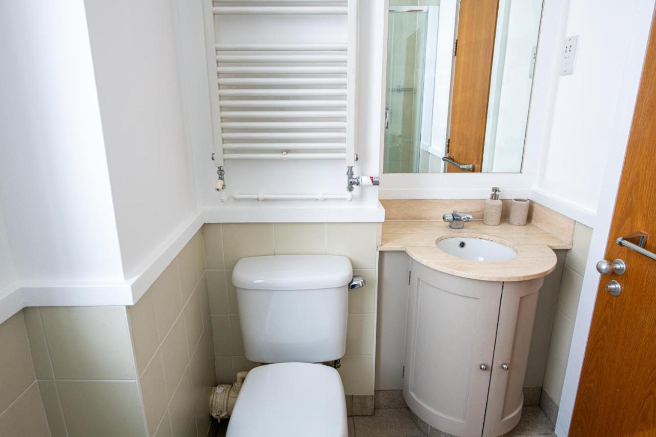 New 3bed With Air Con In Chelsea Appartamento