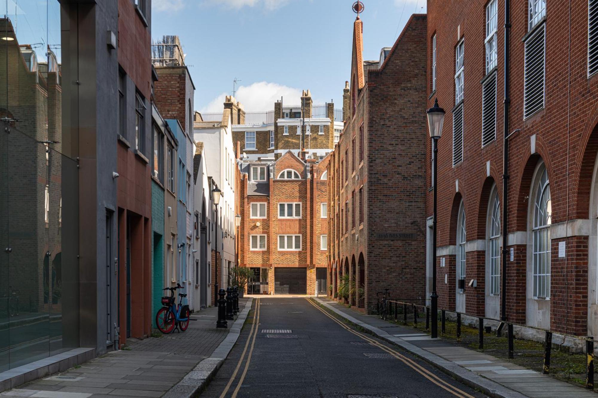Appartamento New 3bed With Air Con In Chelsea *